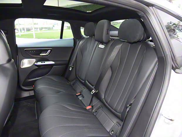 北京奔驰 奔驰EQE 2022款 350 先行特别版 北京奔驰 奔驰EQE 2022款 350 先行特别版