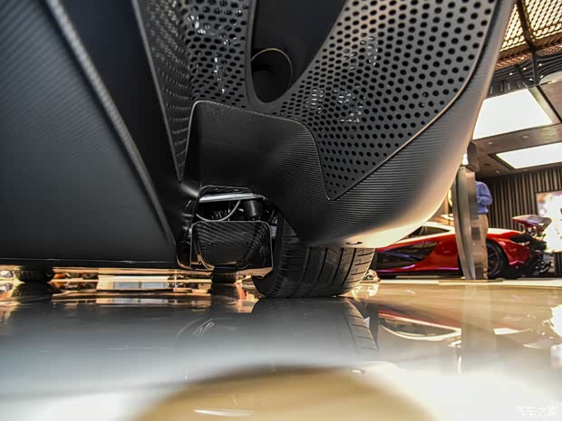 邁凱倫 邁凱倫Speedtail 2020款 基本型