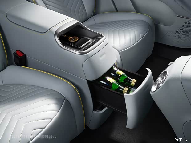 阿维塔科技 阿维塔11 2022款 基本型