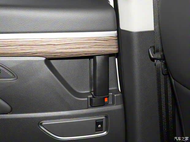 广汽乘用车 传祺M8 2022款 350T 高配版