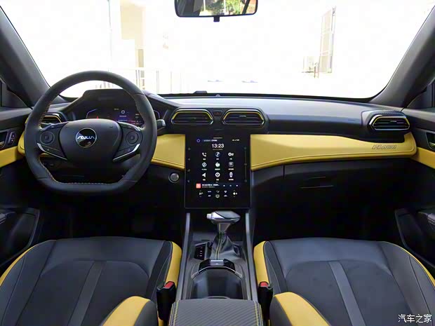 東風(fēng)乘用車 奕炫 2023款 馬赫版 1.5T 自動(dòng)高配版