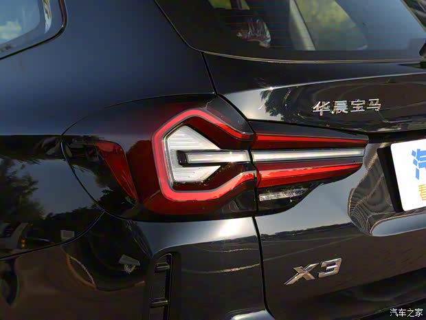 华晨宝马 宝马X3 2022款 改款二 xDrive30i 尊享型 M曜夜套装