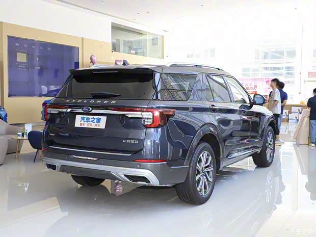 長(zhǎng)安福特 探險(xiǎn)者 2023款 EcoBoost 285 四驅(qū)鉑金版 7座