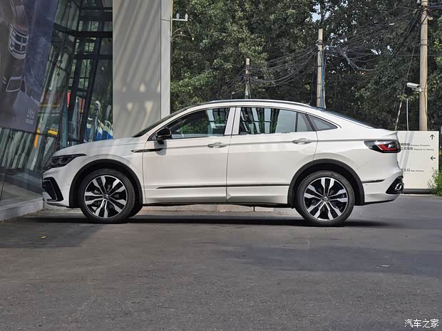 上汽大众 途观X 2022款 330TSI 两驱尊崇旗舰版 上汽大众 途观X 2022款 330TSI 两驱尊崇旗舰版