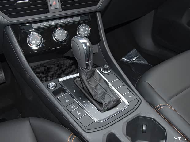 一汽-大众 宝来 2022款 200TSI DSG智行PRO版