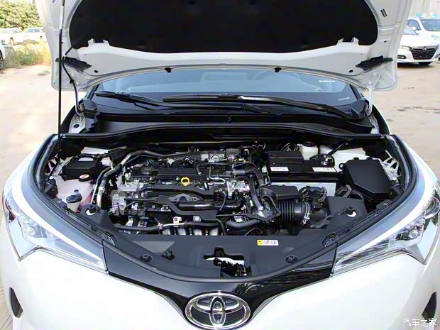 广汽丰田 丰田C-HR 2018款 2.0L 精英版 国VI