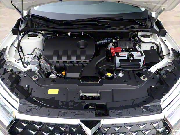 东风日产 启辰D60 2021款 PLUS 1.6L XV CVT智领版 东风日产 启辰D60 2021款 PLUS 1.6L XV CVT智领版