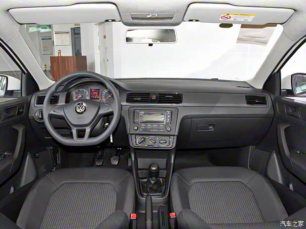 上汽大眾 桑塔納 2018款 1.5L 手動(dòng)風(fēng)尚版