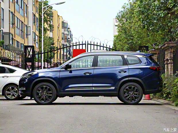 奇瑞汽车 瑞虎8 2020款 1.5TCI 手动特供版 7座 奇瑞汽车 瑞虎8 2020款 1.5TCI 手动特供版 7座