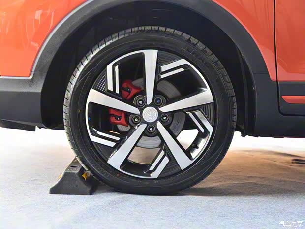 长安汽车 长安CS15 2019款 基本型 长安汽车 长安CS15 2019款 基本型