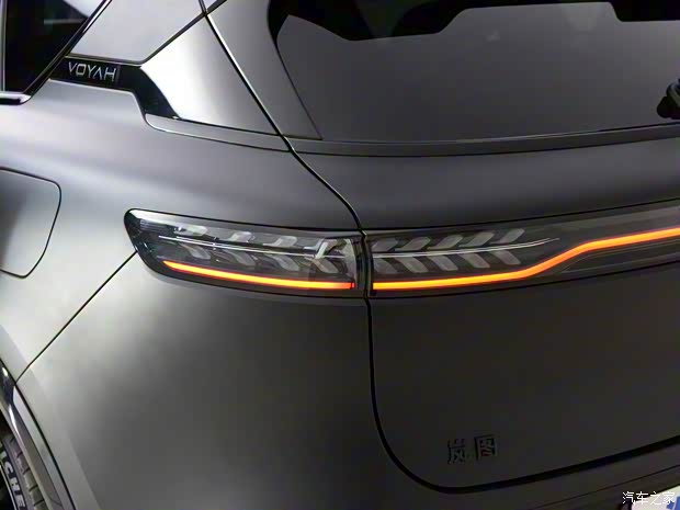 嵐圖汽車(chē) 嵐圖FREE 2022款 DNA Design 純電版