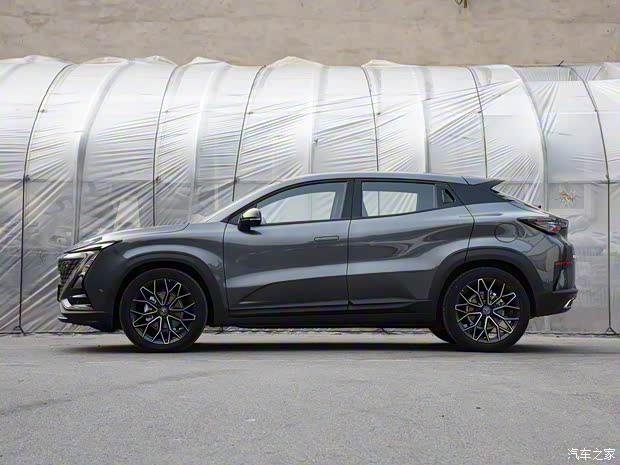 长安汽车 长安UNI-T 2022款 基本型 长安汽车 长安UNI-T 2022款 基本型