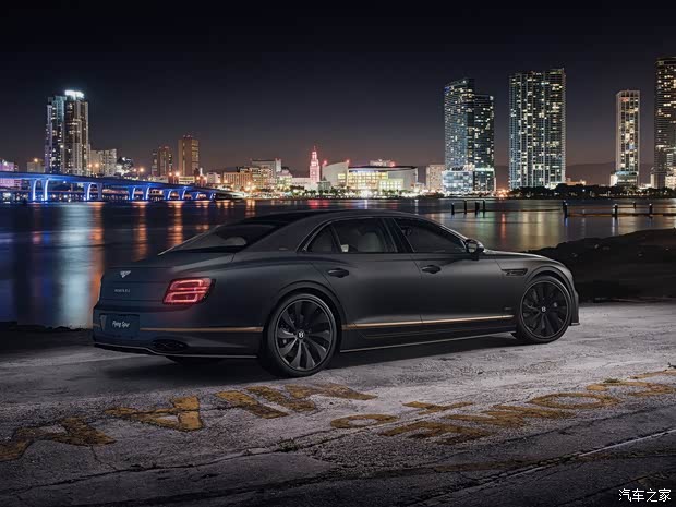 賓利 飛馳插電混動 2022款 Hybrid The Surgeon