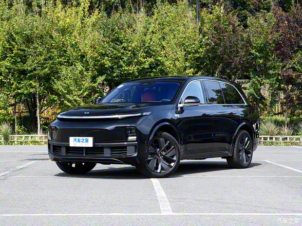理想汽车 理想L8 2023款 Pro 理想汽车 理想L8 2023款 Pro
