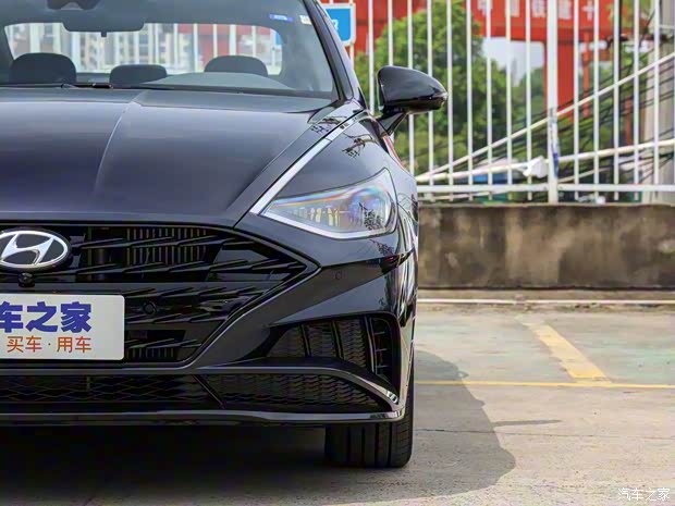 北京现代 索纳塔 2020款 380TGDi GLS 自动豪华版 北京现代 索纳塔 2020款 380TGDi GLS 自动豪华版