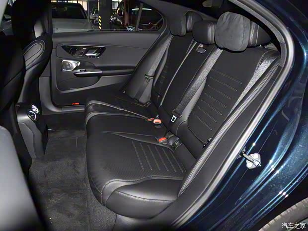 北京奔驰 奔驰C级 2022款 C 260 L 运动皓夜版