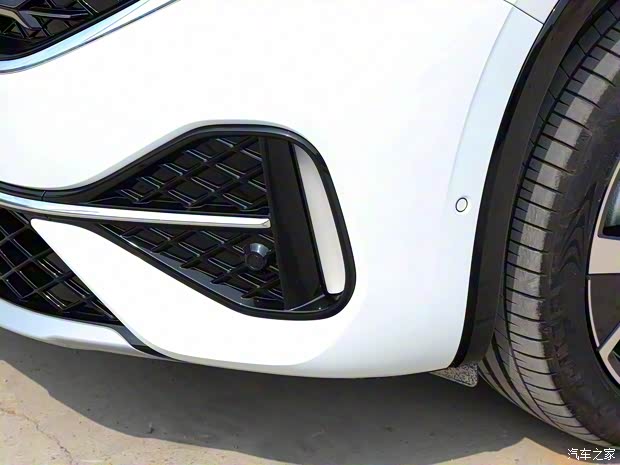 一汽-大眾 探岳X 2023款 380TSI 四驅(qū)旗艦智慧版