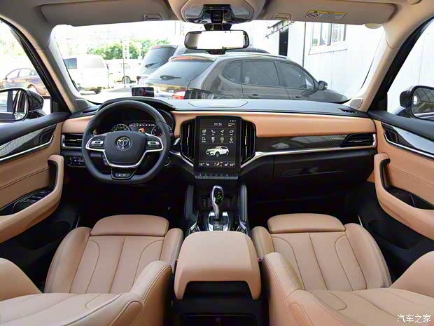 华晨中华 中华V7 2018款  280T 自动旗舰型 7座