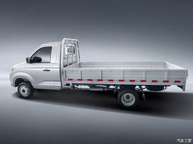 东风小康 东风小康D71 2023款 2.0L LV0 SFG20B 东风小康 东风小康D71 2023款 2.0L LV0 SFG20B