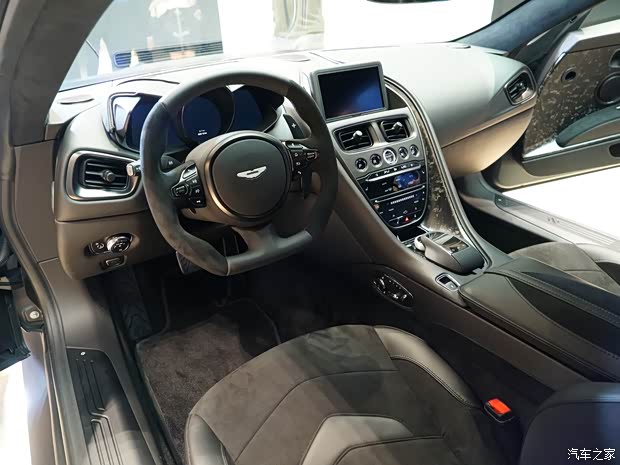 阿斯顿·马丁 阿斯顿·马丁DBS 2019款 DBS Superleggera