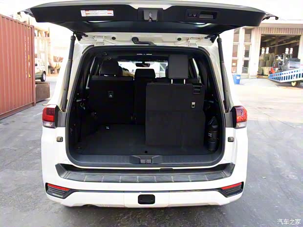 丰田(进口) 兰德酷路泽(进口) 2022款 3.5T 中东版