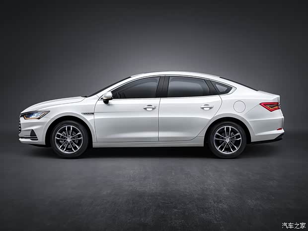 比亚迪 秦 2018款 秦Pro 基本型