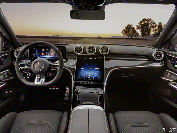 梅賽德斯-AMG 奔馳C級(jí)AMG新能源 2023款 AMG C 63 S 4MATIC