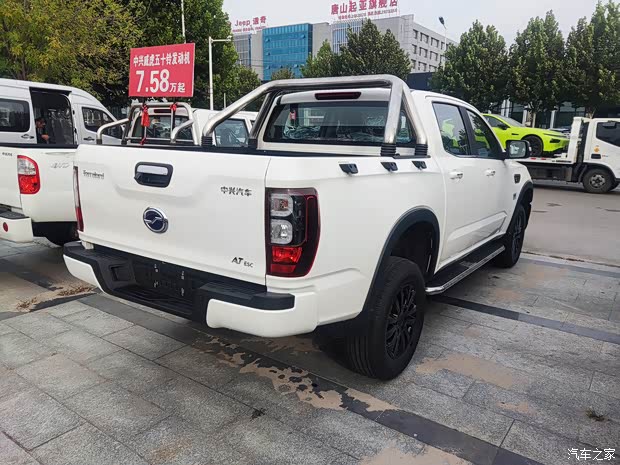 中興汽車 中興1986 2022款 2.0T自動汽油兩驅超豪華型標雙HY4C20B