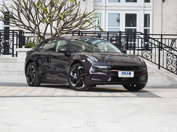 极氪 ZEEKR 001 2021款 超长续航单电机 WE版 极氪 ZEEKR 001 2021款 超长续航单电机 WE版