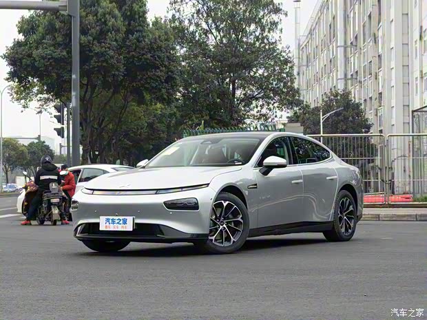 小鹏汽车 小鹏P7 2021款 480N 小鹏汽车 小鹏P7 2021款 480N