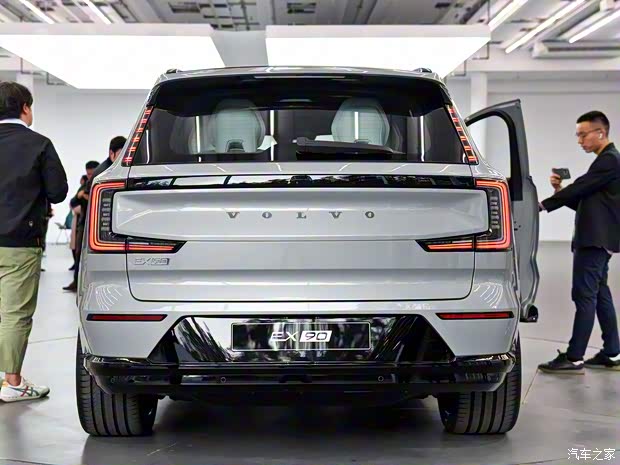 沃爾沃(進(jìn)口) 沃爾沃EX90 2023款 基本型