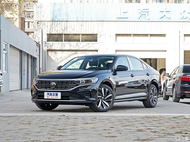 上汽大众 帕萨特 2023款 380TSI 旗舰版 上汽大众 帕萨特 2023款 380TSI 旗舰版
