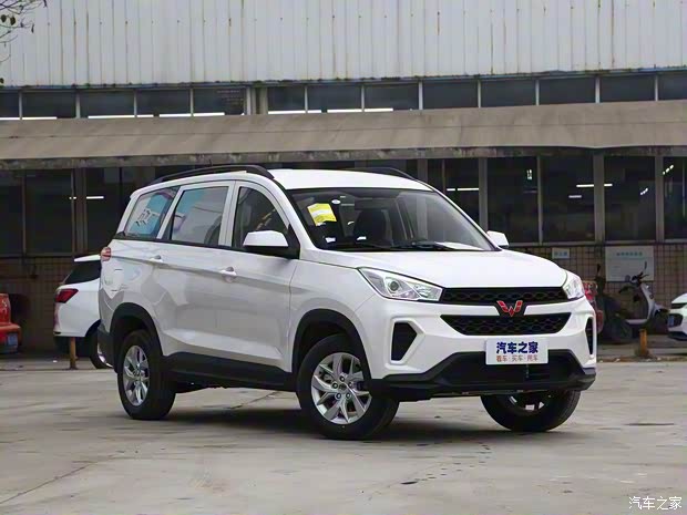 上汽通用五菱 五菱宏光S3 2019款 1.5L 手动标准型 国VI 上汽通用五菱 五菱宏光S3 2019款 1.5L 手动标准型 国VI