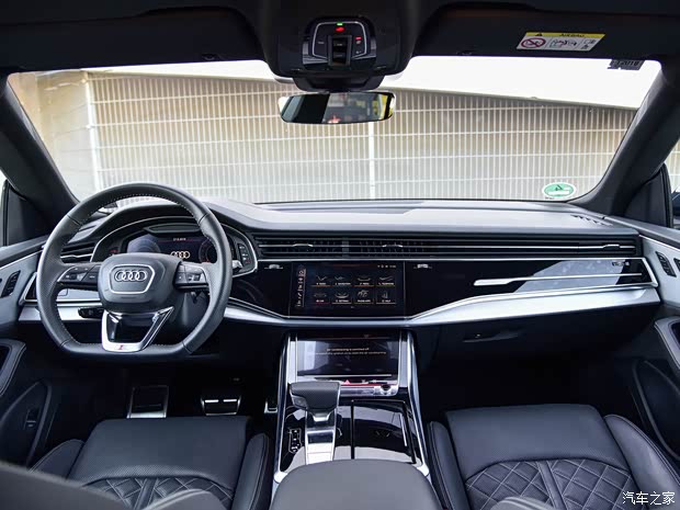 奥迪(进口) 奥迪Q8 2018款 基本型 奥迪(进口) 奥迪Q8 2018款 基本型