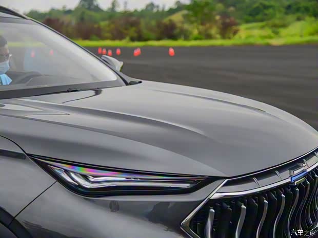 長(zhǎng)安汽車 長(zhǎng)安歐尚X5 2020款 1.5T 高配版