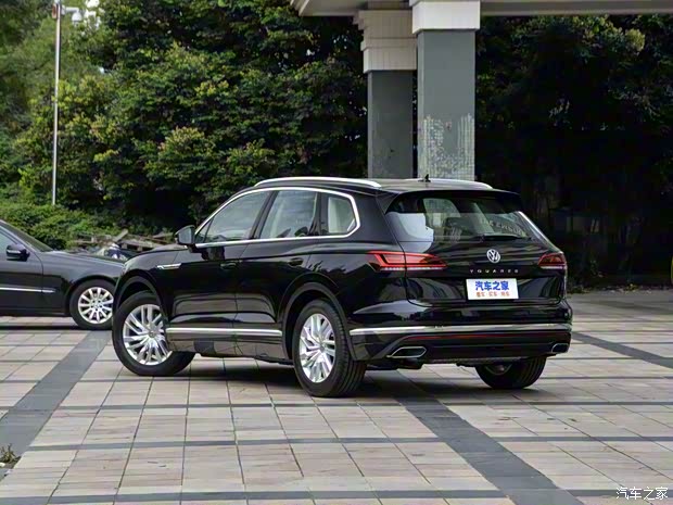 大众(进口) 途锐 2021款 2.0TSI 锐翼版