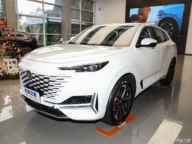 長(zhǎng)安汽車(chē) 長(zhǎng)安UNI-K新能源 2022款 藍(lán)鯨iDD 1.5T 卓越型
