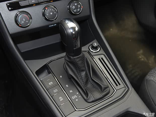 上汽大众 朗逸 2019款 1.5L 自动风尚版 国VI 上汽大众 朗逸 2019款 1.5L 自动风尚版 国VI