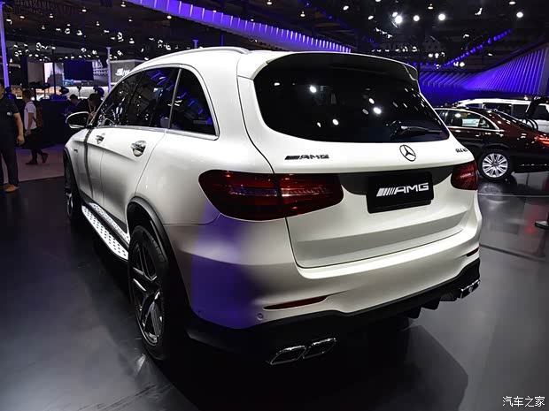 梅赛德斯-AMG 奔驰GLC AMG 2018款 AMG GLC 63 4MATIC+ 梅赛德斯-AMG 奔驰GLC AMG 2018款 AMG GLC 63 4MATIC+