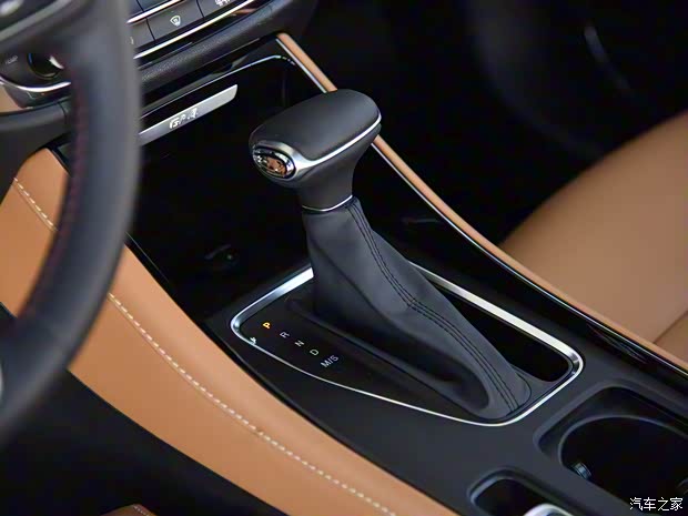 廣汽乘用車 傳祺GA4 2021款 235T 自動(dòng)尊貴版