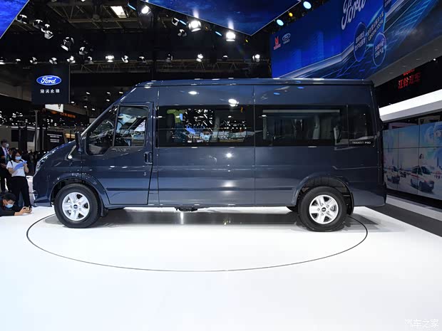 江鈴福特 新世代全順 2021款 2.2T Pro AMT豪華型客車長軸10-15座高頂國VI 江鈴福特 新世代全順 2021款 2.2T Pro AMT豪華型客車長軸10-15座高頂國VI