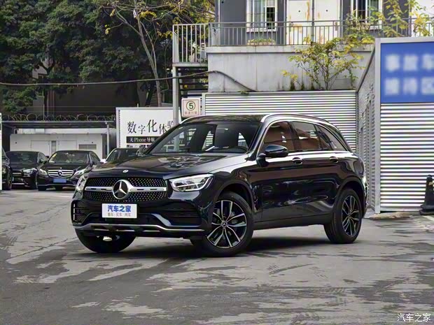北京奔馳 奔馳GLC 2022款 改款 GLC 260 L 4MATIC 豪華型