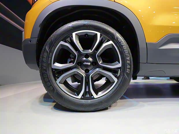 Jeep(进口) Avenger 2023款 First Edition 欧洲版