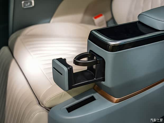 上汽大通 上汽大通MAXUS MIFA 9 2022款 錦繡高山