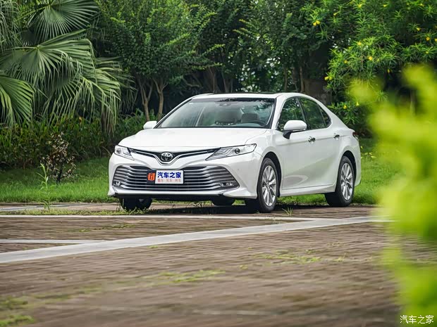 广汽丰田 凯美瑞 2019款 2.0G 豪华版 国VI