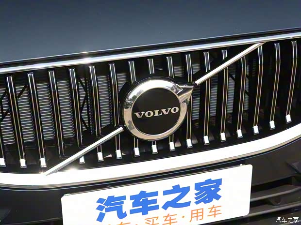 沃尔沃亚太 沃尔沃XC60 2023款 B5 四驱智逸豪华版