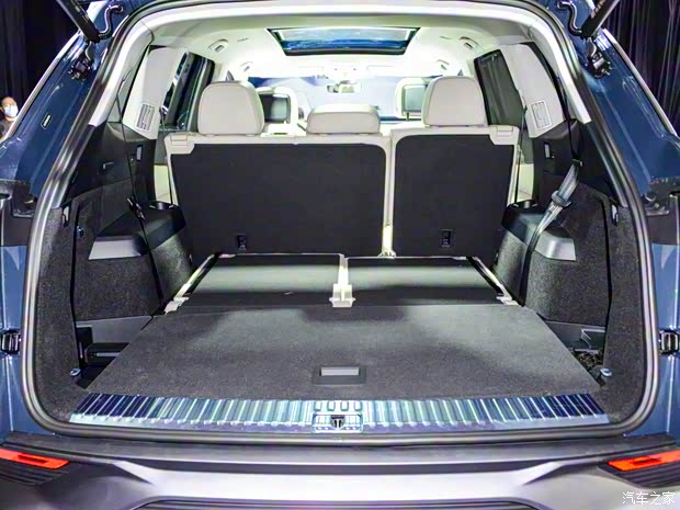 上汽奧迪 奧迪Q6 2022款 45 TFSI 基本型