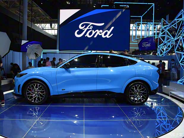 福特(进口) Mustang Mach-E 2020款 基本型 福特(进口) Mustang Mach-E 2020款 基本型