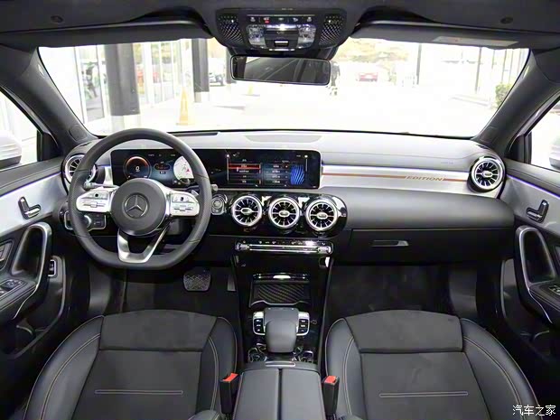 北京奔馳 奔馳A級(jí) 2019款 A 200 L 運(yùn)動(dòng)轎車先行特別版