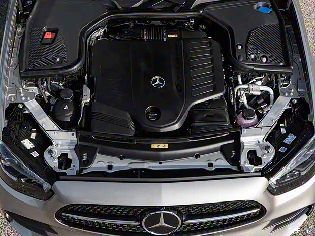 奔驰(进口) 奔驰E级(进口) 2021款 基本型 奔驰(进口) 奔驰E级(进口) 2021款 基本型